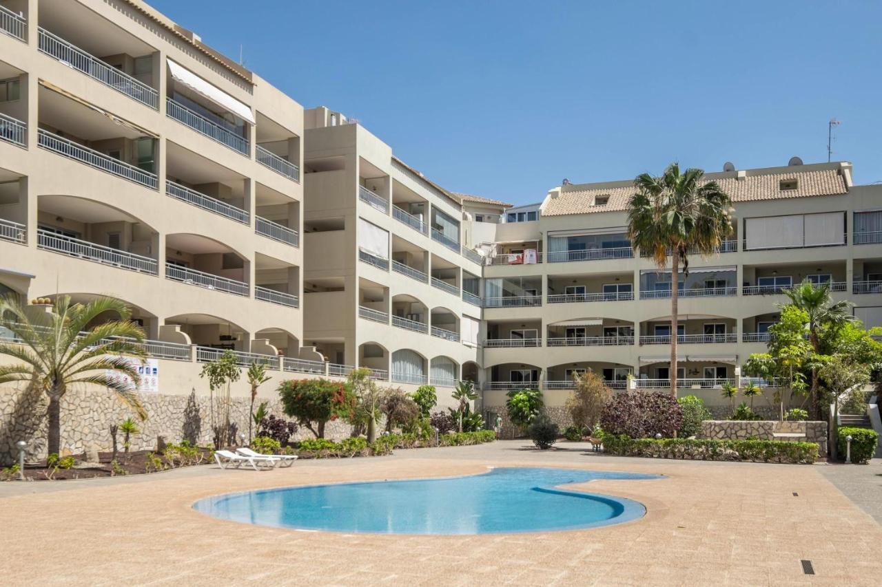 Apartamento Marina Арона Экстерьер фото